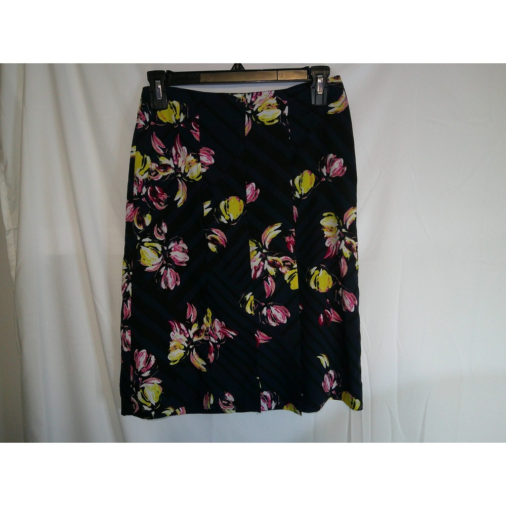 Banana Republic Floral Print Pencil Skirt Career Office wear 00P
